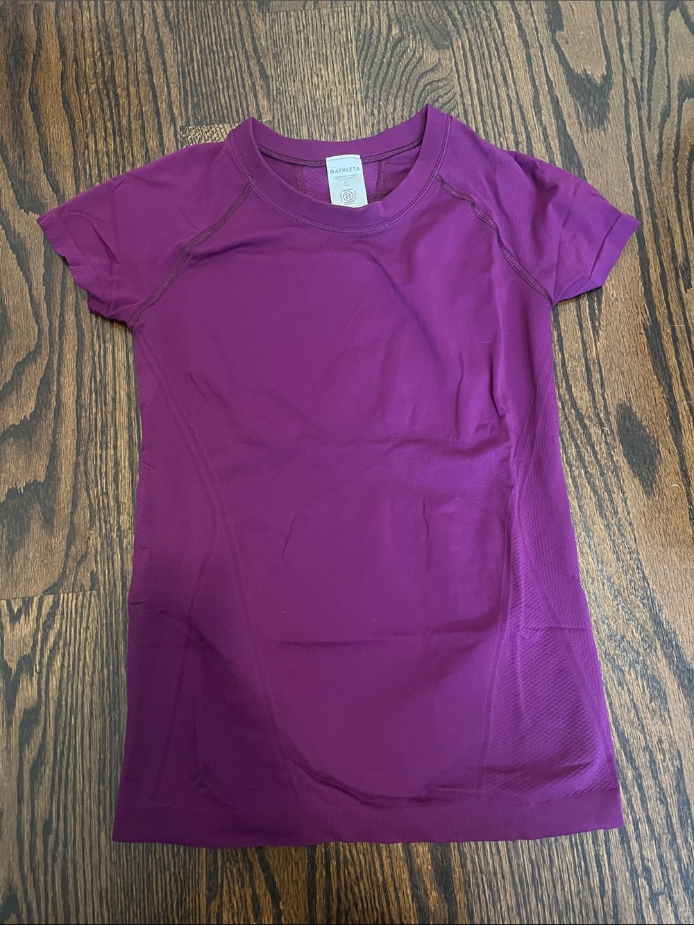 Athleta Momentum Seamless Short Sleeve  Running Tee Purple